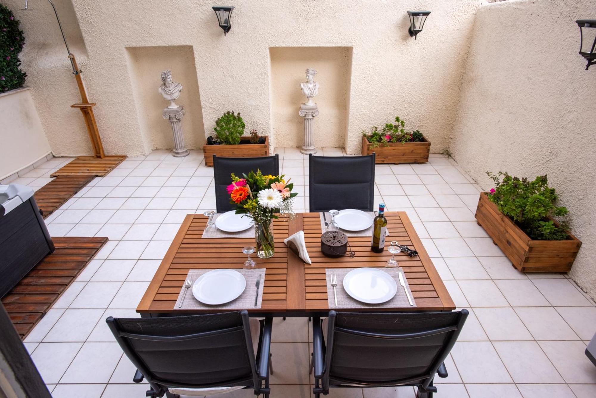 Kg Acropolis Escape Spa Apartment أثينا المظهر الخارجي الصورة