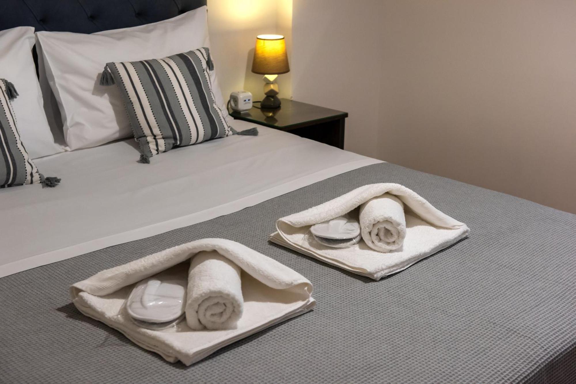 Kg Acropolis Escape Spa Apartment أثينا المظهر الخارجي الصورة