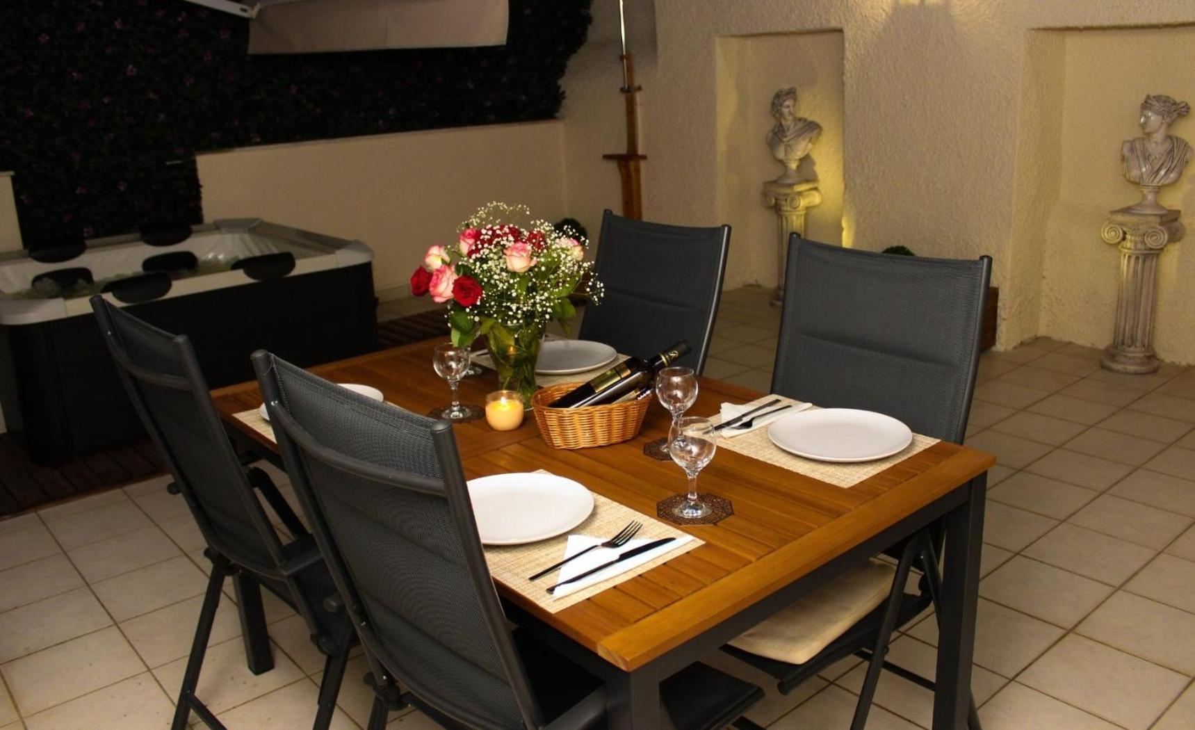 Kg Acropolis Escape Spa Apartment أثينا المظهر الخارجي الصورة
